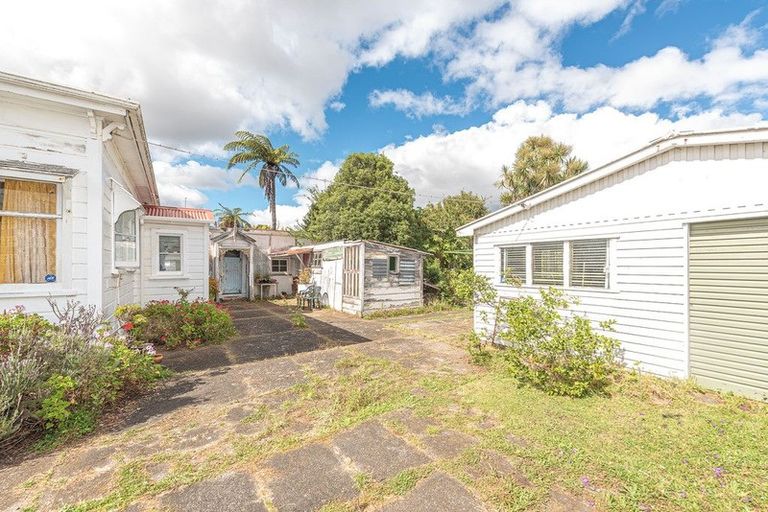Photo of property in 23 Moana Street, Whanganui East, Whanganui, 4500