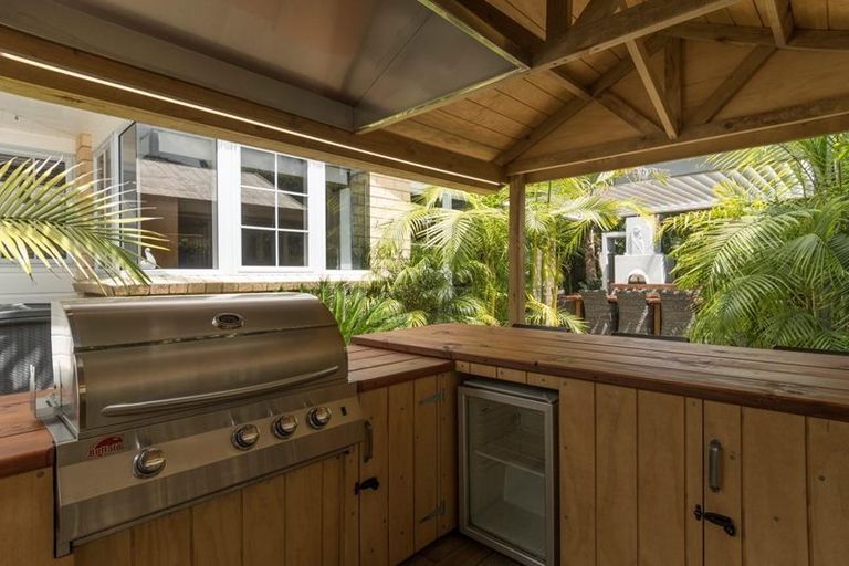 Photo of property in 108 Moffat Road, Bethlehem, Tauranga, 3110