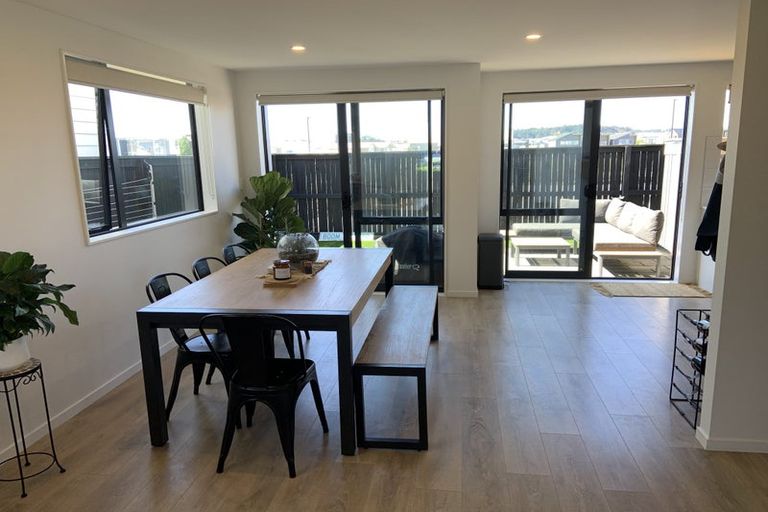 Photo of property in 4 Kaman Seasprite Road, Hobsonville, Auckland, 0616