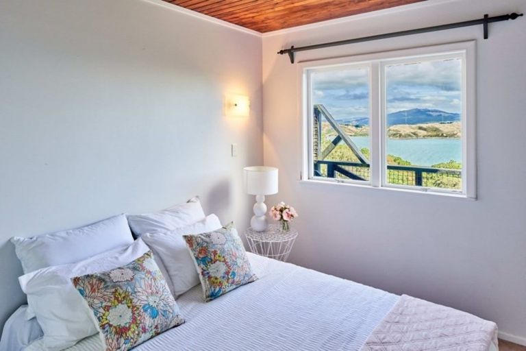 Photo of property in 29 The Track, Plimmerton, Porirua, 5026