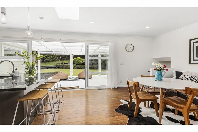 Photo of property in 108 Broderick Road, Johnsonville, Wellington, 6037