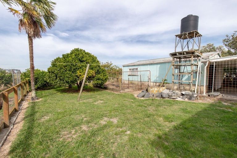 Photo of property in 18 Orchard East Road, Ngatea, 3503