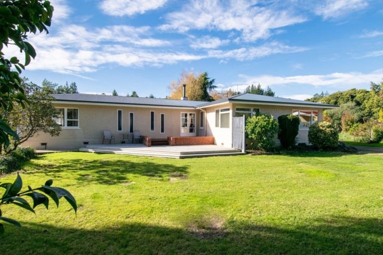 Photo of property in 398 Aporo Road, Tasman, Upper Moutere, 7173