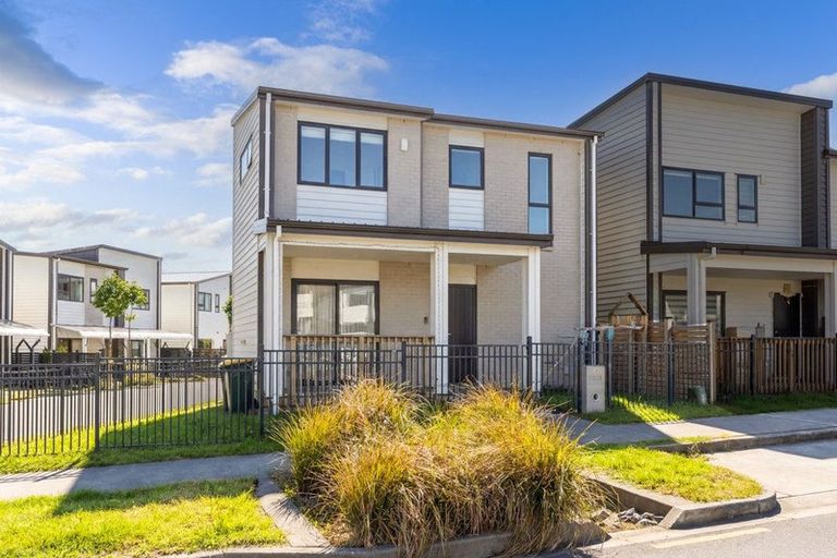 Photo of property in 6 Faithful Drive, Karaka, Papakura, 2113