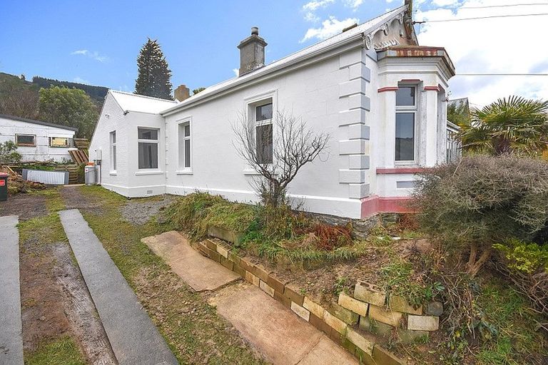 Photo of property in 267 Ravensbourne Road, Ravensbourne, Dunedin, 9022