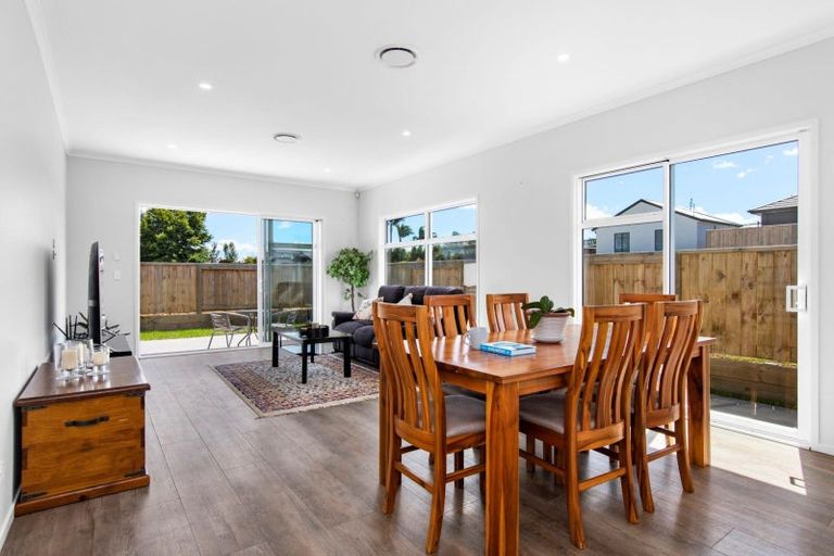 Photo of property in 45c Western Avenue, Omokoroa, 3114