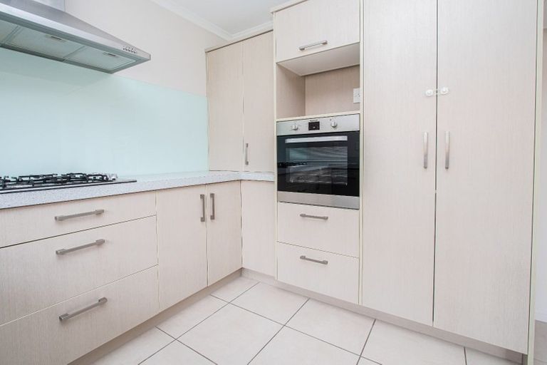 Photo of property in 5 Waltham Place, Rototuna North, Hamilton, 3210