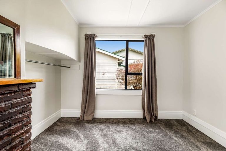 Photo of property in 9 Moore Street, West End, Palmerston North, 4412