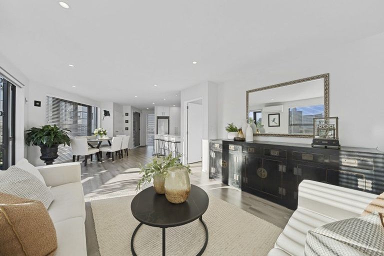 Photo of property in 2 Pottery Crescent, Hobsonville, Auckland, 0618