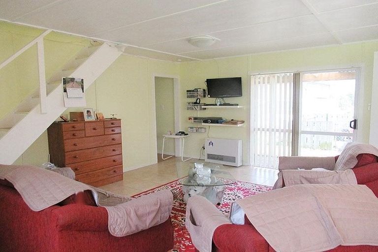 Photo of property in 95 Lake Ferry Road, Lake Ferry, Featherston, 5772