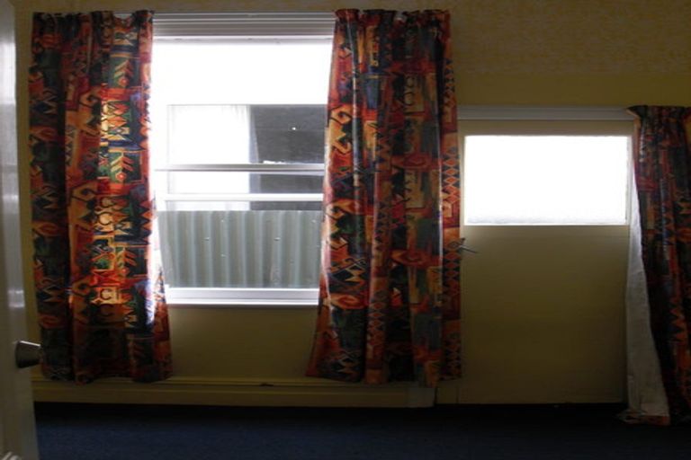 Photo of property in 36 Clyde Street, North Dunedin, Dunedin, 9016