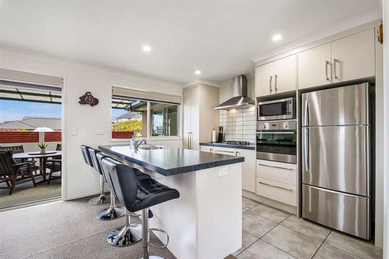 Photo of property in 39 Ridgedale Road, Silverdale, 0932