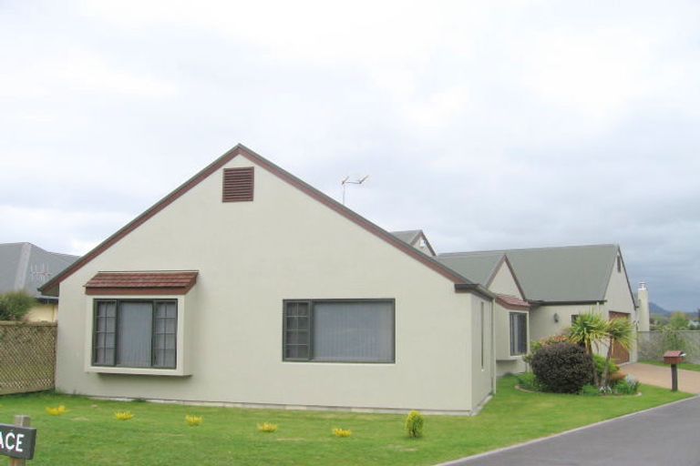 Photo of property in 1 Joshua Place, Rangatira Park, Taupo, 3330
