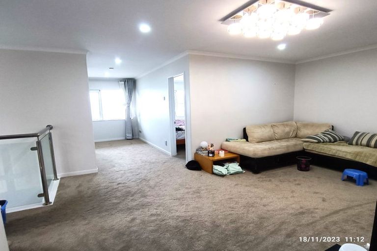 Photo of property in 73 Rosewell Crescent, Flat Bush, Auckland, 2019