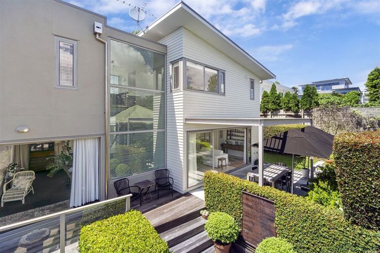 Photo of property in 87b Castor Bay Road, Castor Bay, Auckland, 0620