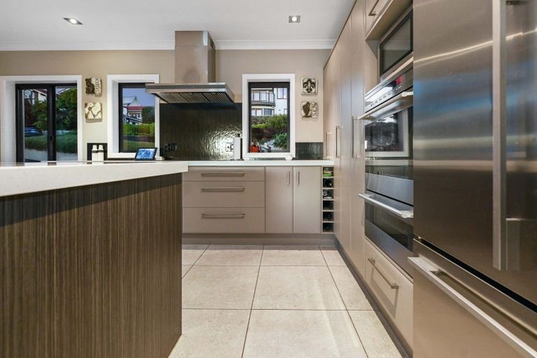 Photo of property in 150 Pembroke Street, Hamilton Lake, Hamilton, 3204