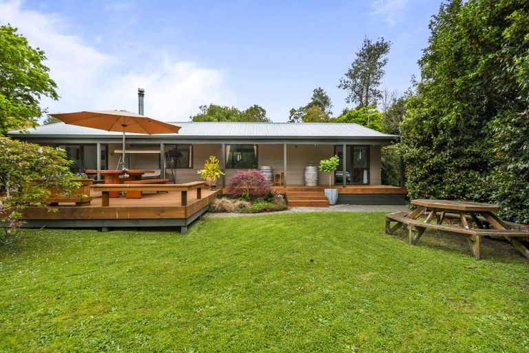 Photo of property in 1348a Pohangina Road, Pohangina, Ashhurst, 4884
