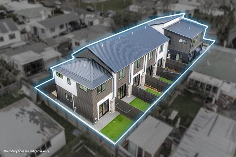 Photo of property in 7/9 Kamaka Road, Mangere Bridge, Auckland, 2022