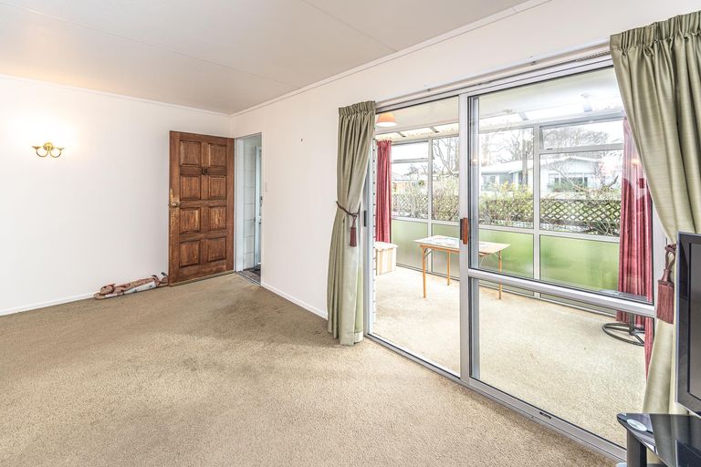 Photo of property in 2b Porritt Street, Saint Johns Hill, Whanganui, 4500