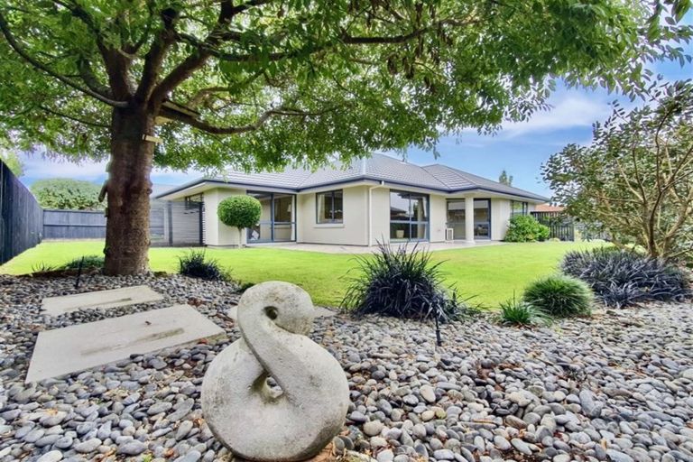 Photo of property in 18 Pewter Place, Northwood, Christchurch, 8051