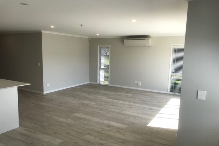Photo of property in 120 Matua Road, Huapai, Kumeu, 0810