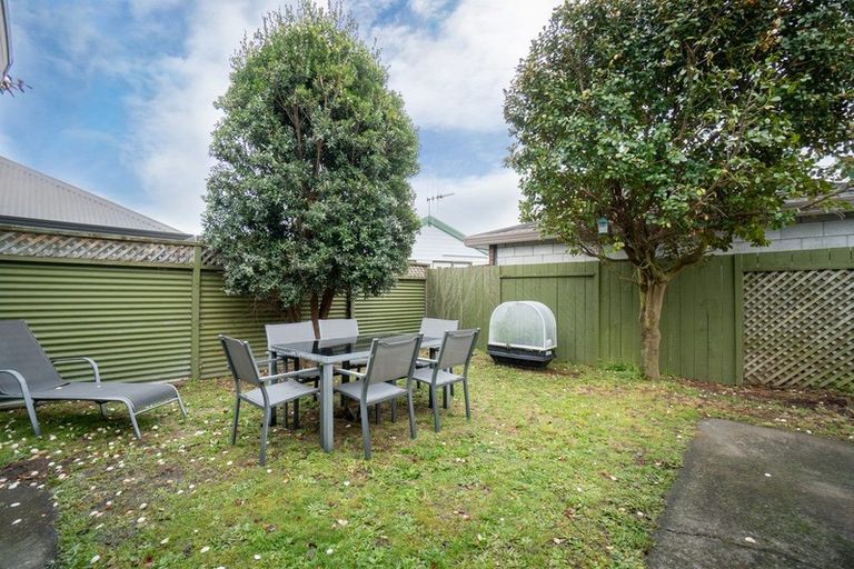 Photo of property in 5/64 Albert Street, Palmerston North, 4414