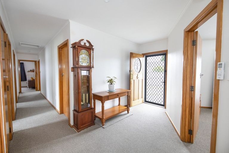 Photo of property in 14 James Foley Avenue, Pirimai, Napier, 4112