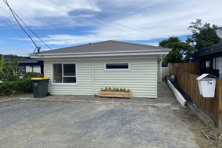 Photo of property in 7 Mcleod Street, Helensville, 0800