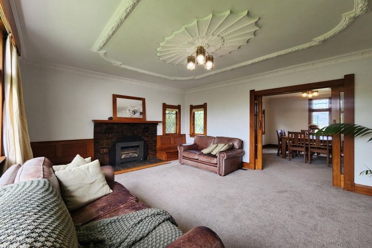 Photo of property in 6 Ridge Lane, New Plymouth, 4310
