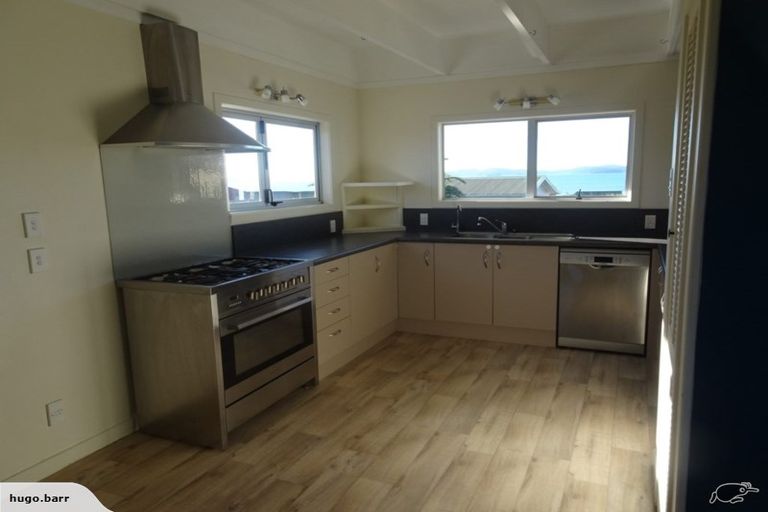 Photo of property in 12 Hinemoa Place, Snells Beach, 0920