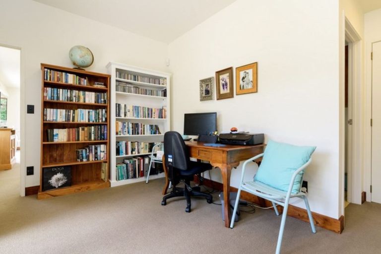 Photo of property in 141 Karewa Parade, Papamoa Beach, Papamoa, 3118