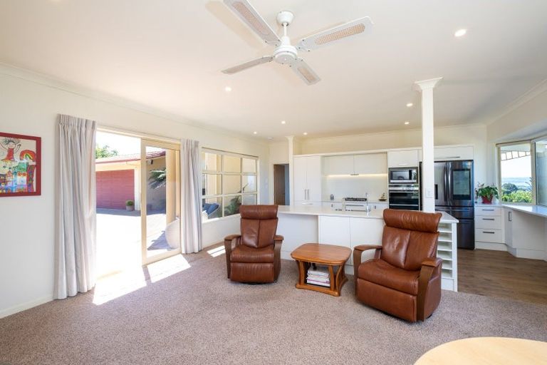 Photo of property in 11 Kaimata Road, Bay View, Napier, 4182