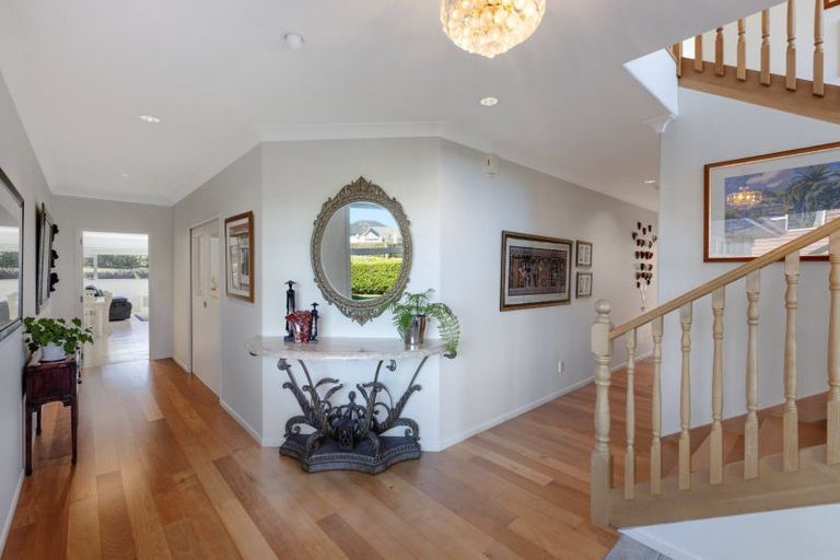 Photo of property in 25 Contour Avenue, Pyes Pa, Tauranga, 3112