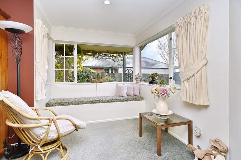 Photo of property in 18 Paget Drive, Woodend, 7610