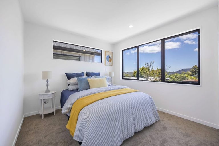 Photo of property in 744b East Coast Road, Pinehill, Auckland, 0630