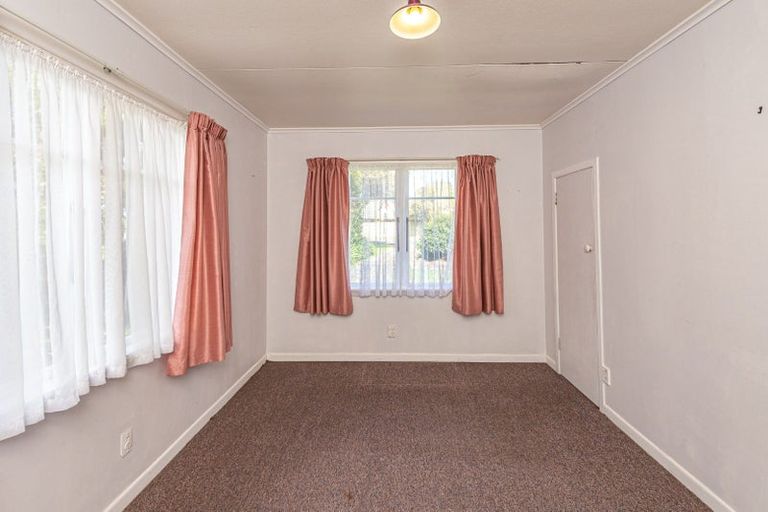 Photo of property in 62 Parkes Avenue, Saint Johns Hill, Whanganui, 4501