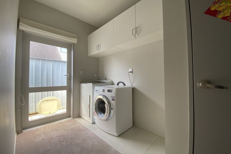 Photo of property in The Rise, 30 Hatfield Place, Albany Heights, Auckland, 0632