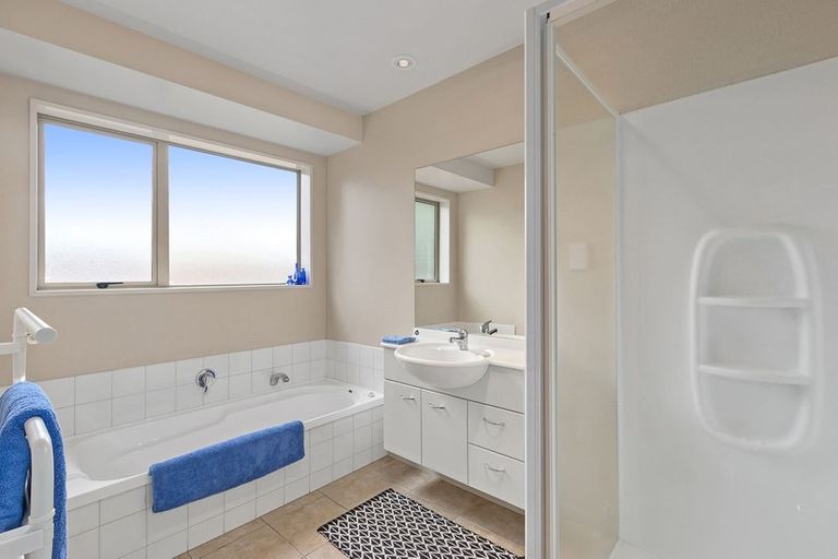 Photo of property in 27 Mataroa Place, Parklands, Christchurch, 8083