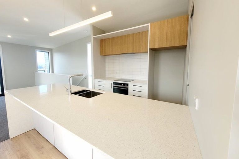 Photo of property in 16 Silvereye Way, Johnsonville, Wellington, 6037