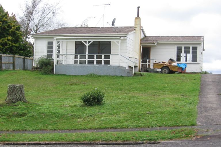 Photo of property in 1 Tweed Street, Tokoroa, 3420
