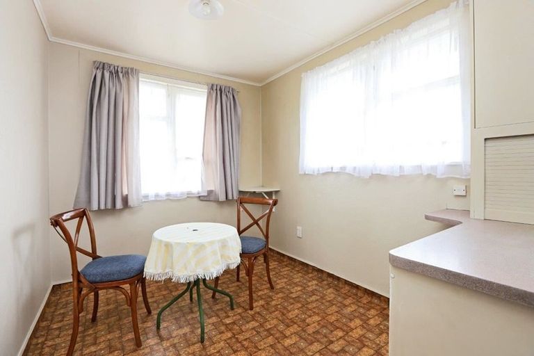 Photo of property in 23 Arbroath Avenue, Flaxmere, Hastings, 4120