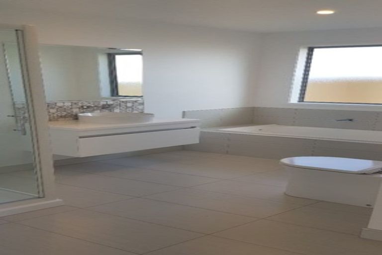 Photo of property in 4 Piripono Crescent, Pukekohe, 2120