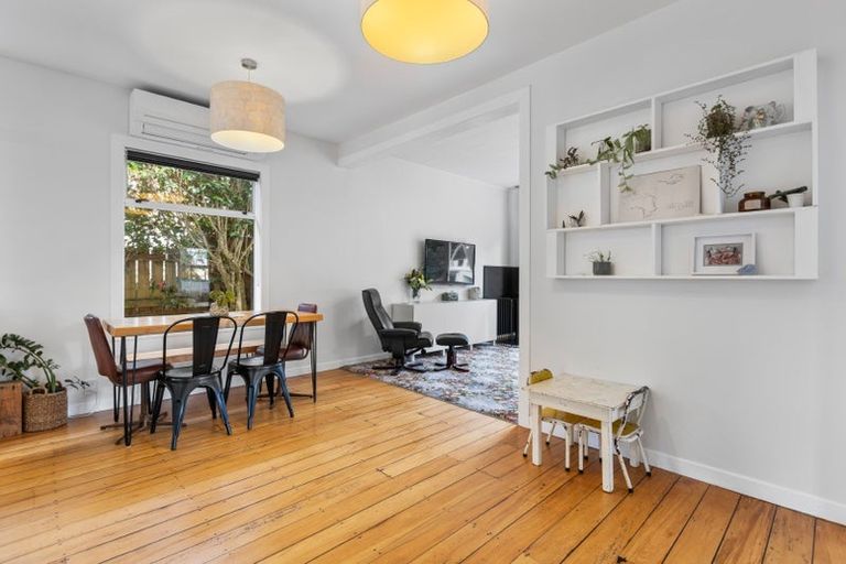 Photo of property in 13 Bracken Street, New Plymouth, 4310