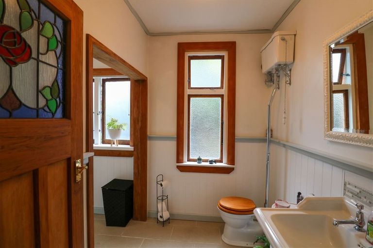 Photo of property in 4 Hertnon Street, West End, Timaru, 7910