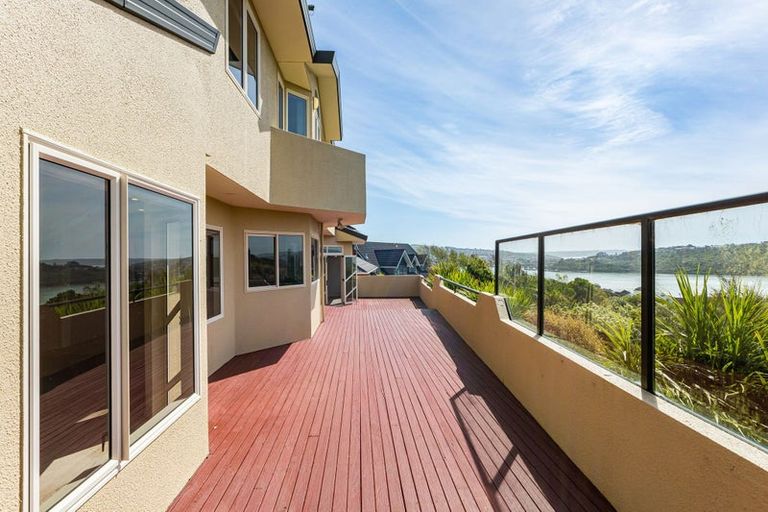 Photo of property in 35 Halladale Road, Papakowhai, Porirua, 5024