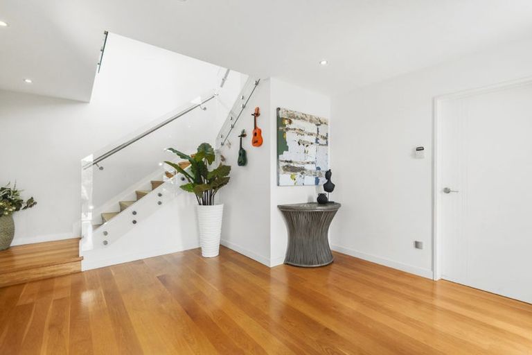 Photo of property in 21 Golden Morning Drive, Albany Heights, Auckland, 0632