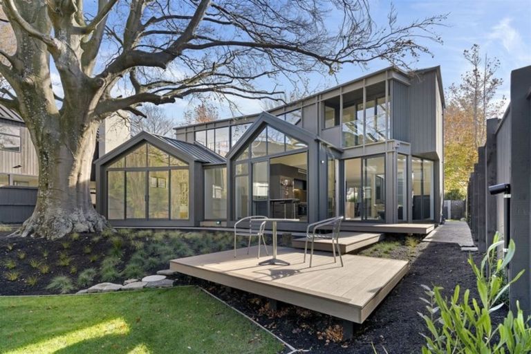 Photo of property in 1a Wood Lane, Fendalton, Christchurch, 8014