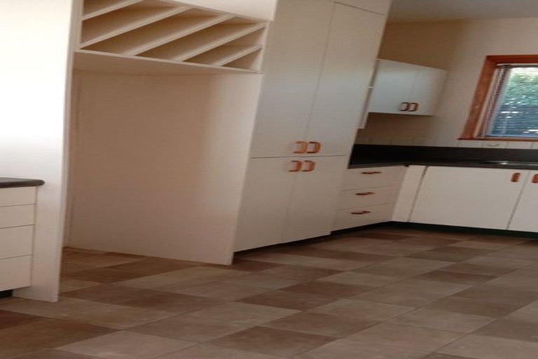 Photo of property in 1/44 Nortons Road, Avonhead, Christchurch, 8042