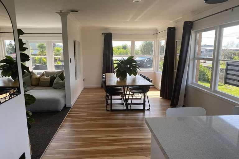 Photo of property in 18 Kingsley Street, St Andrews, Hamilton, 3200