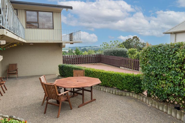 Photo of property in 170 Bombay Road, Bombay, 2675